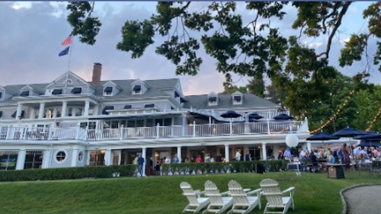 Three Injured When Car Crashes Into Brae Burn Country Club Pro Shop